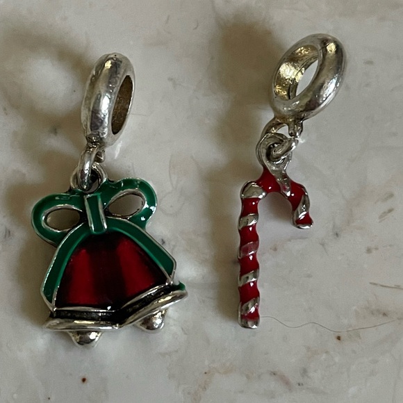 15 charms beads holiday Christmas jewelry making red green tree snowman - Picture 6 of 8